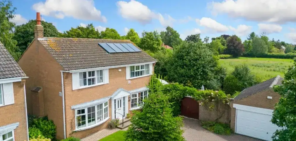 Small Solar Panels - Cost, Efficiency & Advantages